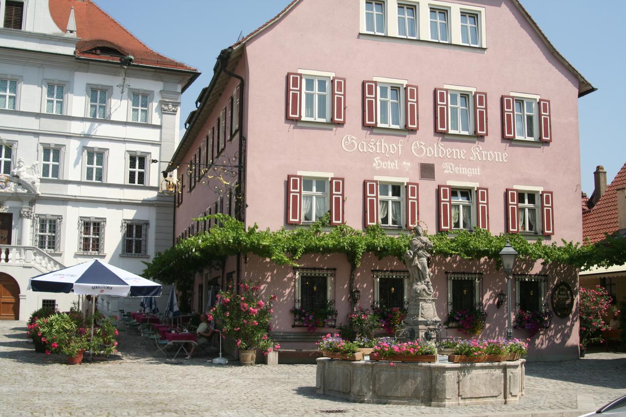 Gasthof & Hotel Goldene Krone Ипхофен Екстериор снимка